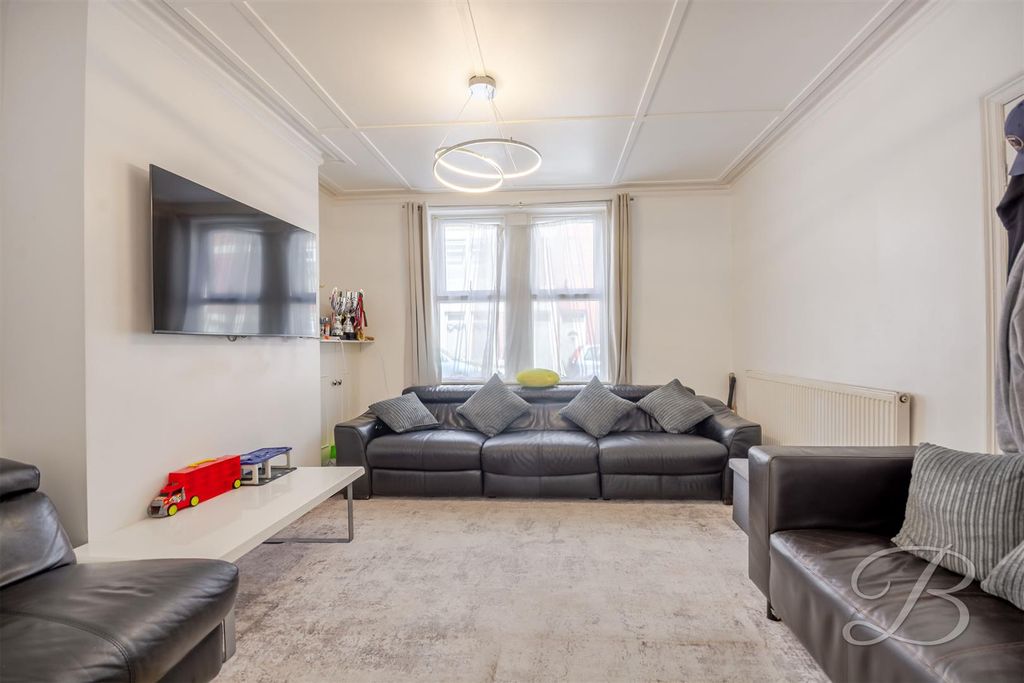 Property photo 3 of 26 Ccltd-2.Jpg