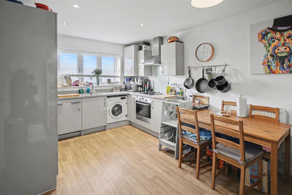 Property photo 2 of 19 Img_5078.Jpg