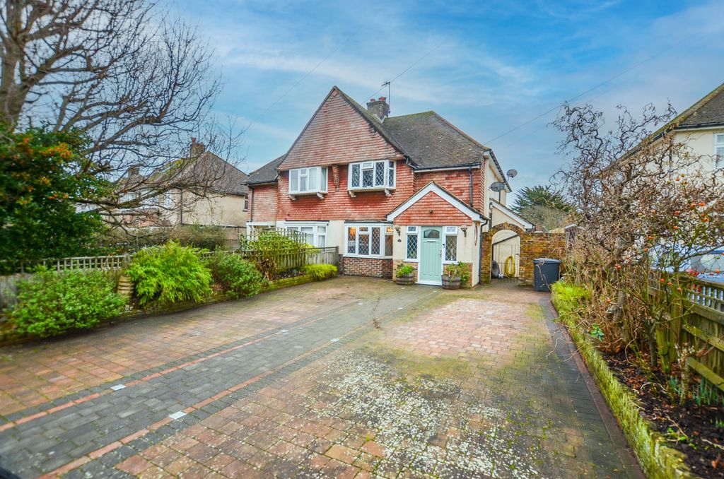 Property photo 1 of 29