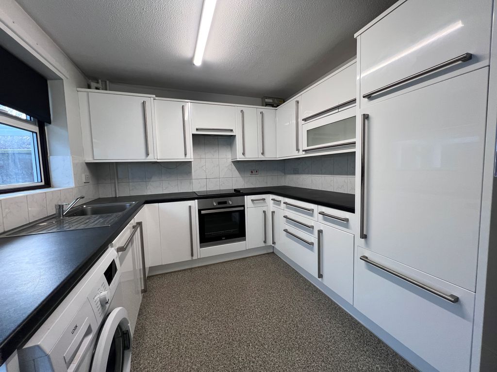 Property photo 2 of 11 Bedroom