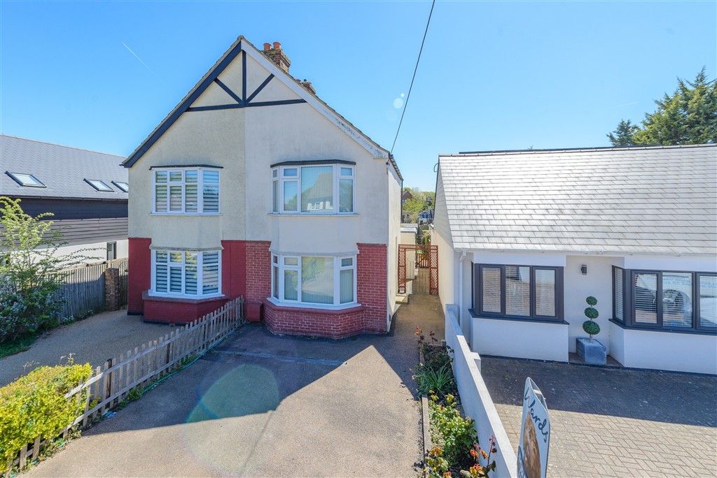 Property photo 1 of 13 External (Brochure)