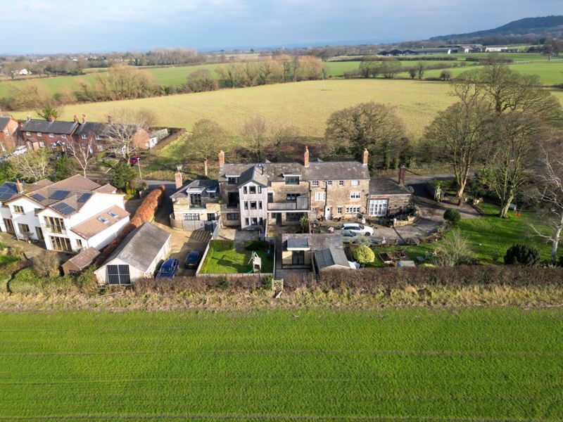 Property photo 2 of 20 Photo 18