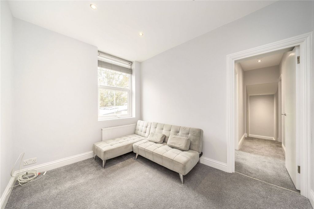 Property photo 1 of 6 Picture No. 20