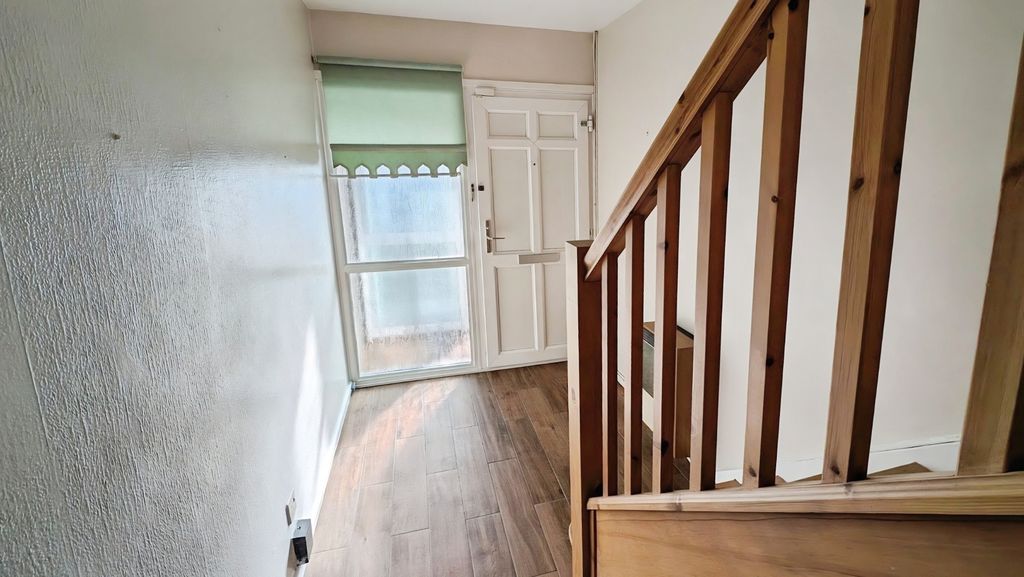 Property photo 3 of 15 Pbox-Img.Jpg