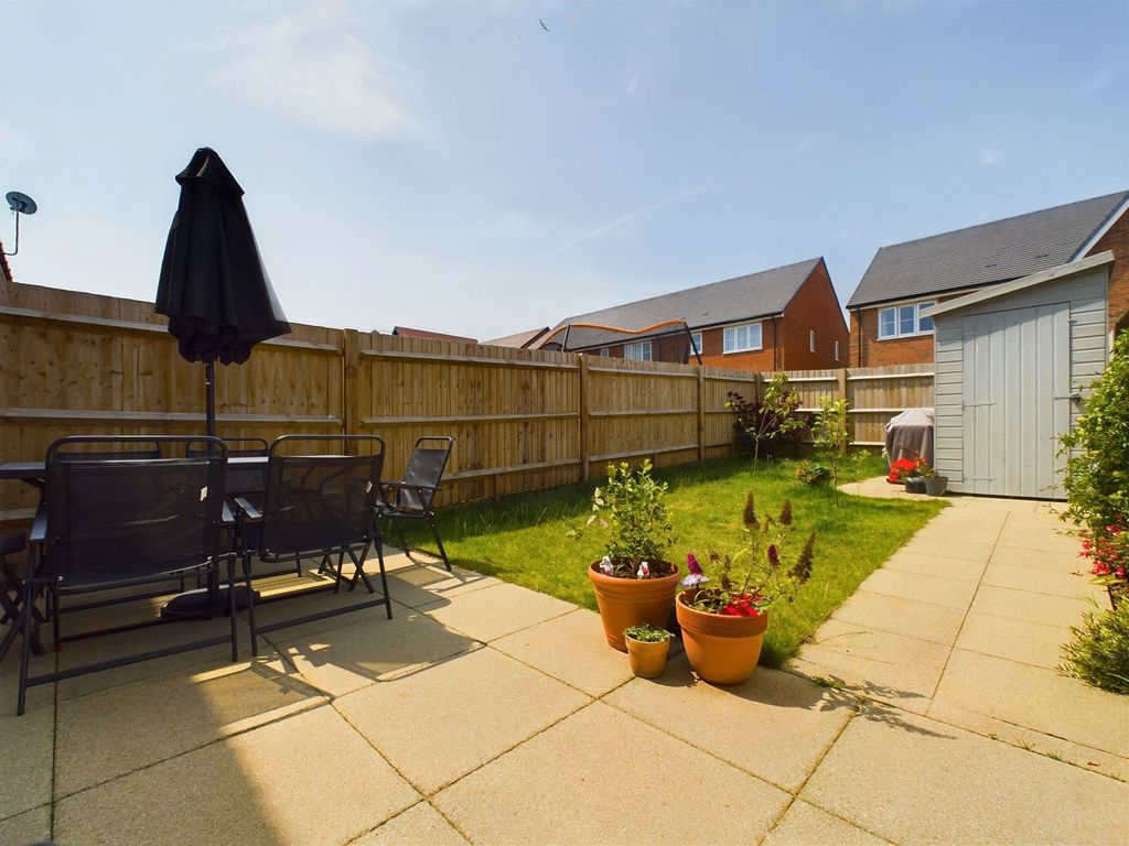 Property photo 2 of 15