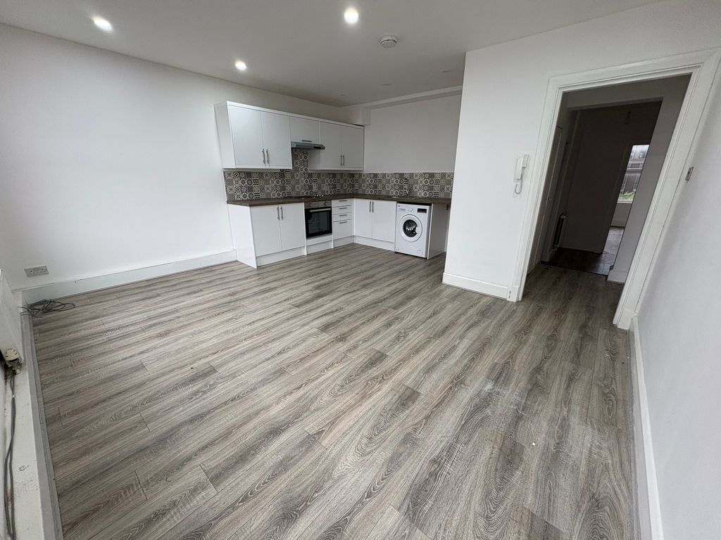 Property photo 3 of 15 Balcony