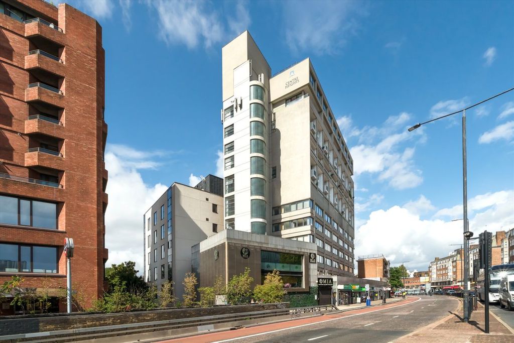 Property photo 1 of 1