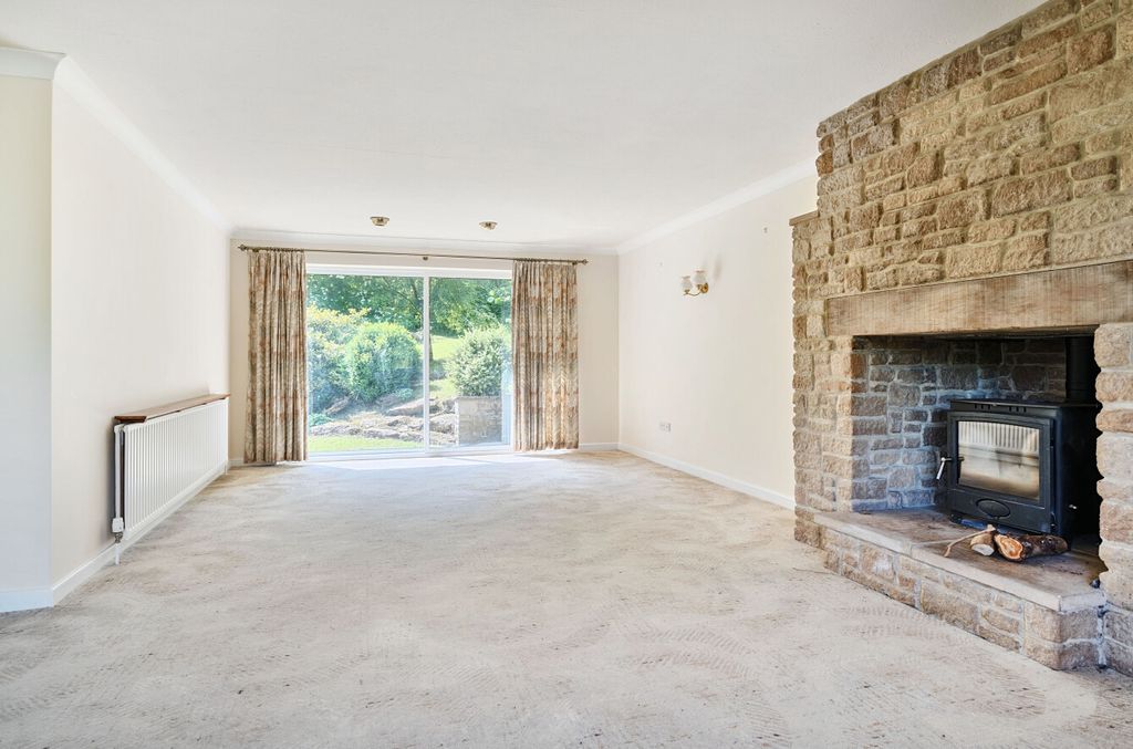 Property photo 3 of 27 1306589-24-684c5B...