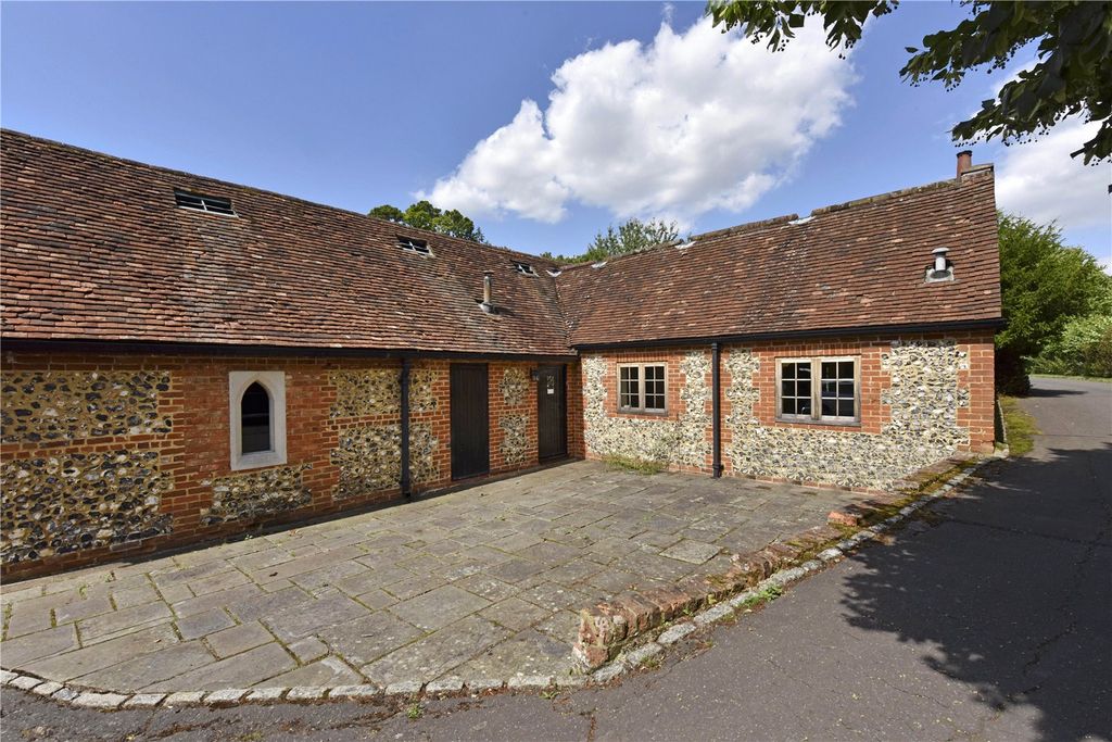 Property photo 1 of 13 Picture No. 12