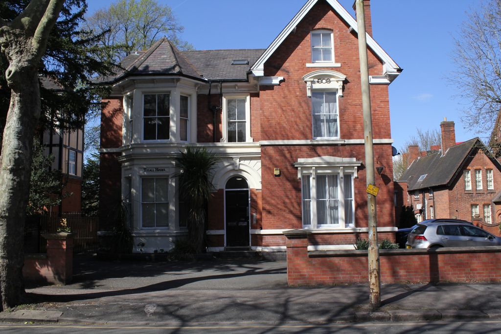 Property photo 1 of 6 Front - Whole Building Shown