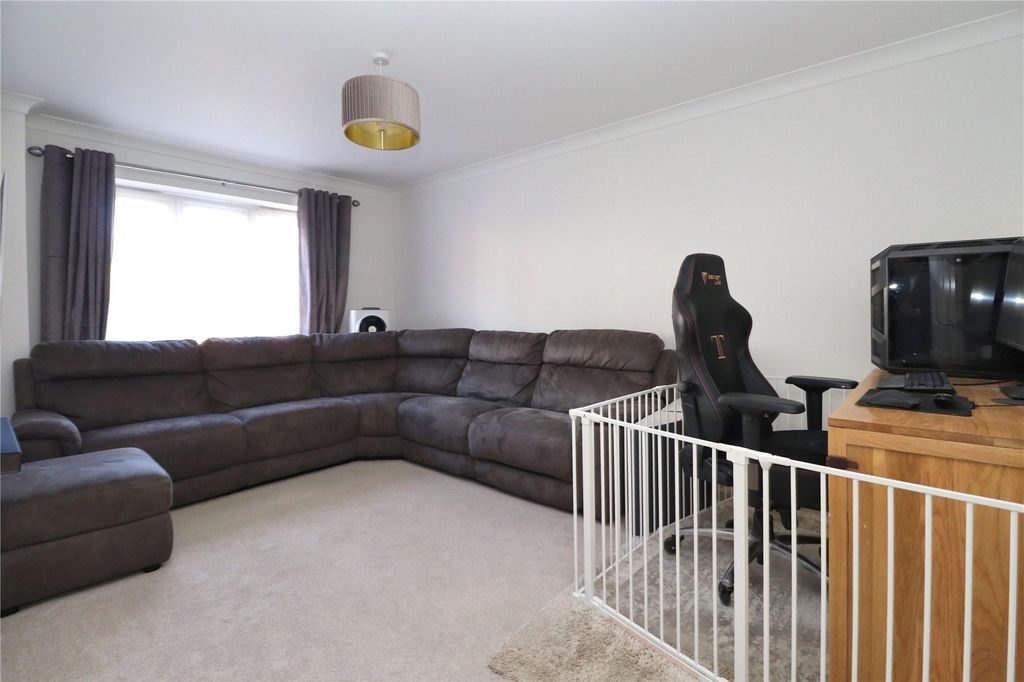 Property photo 3 of 15 Picture No. 04