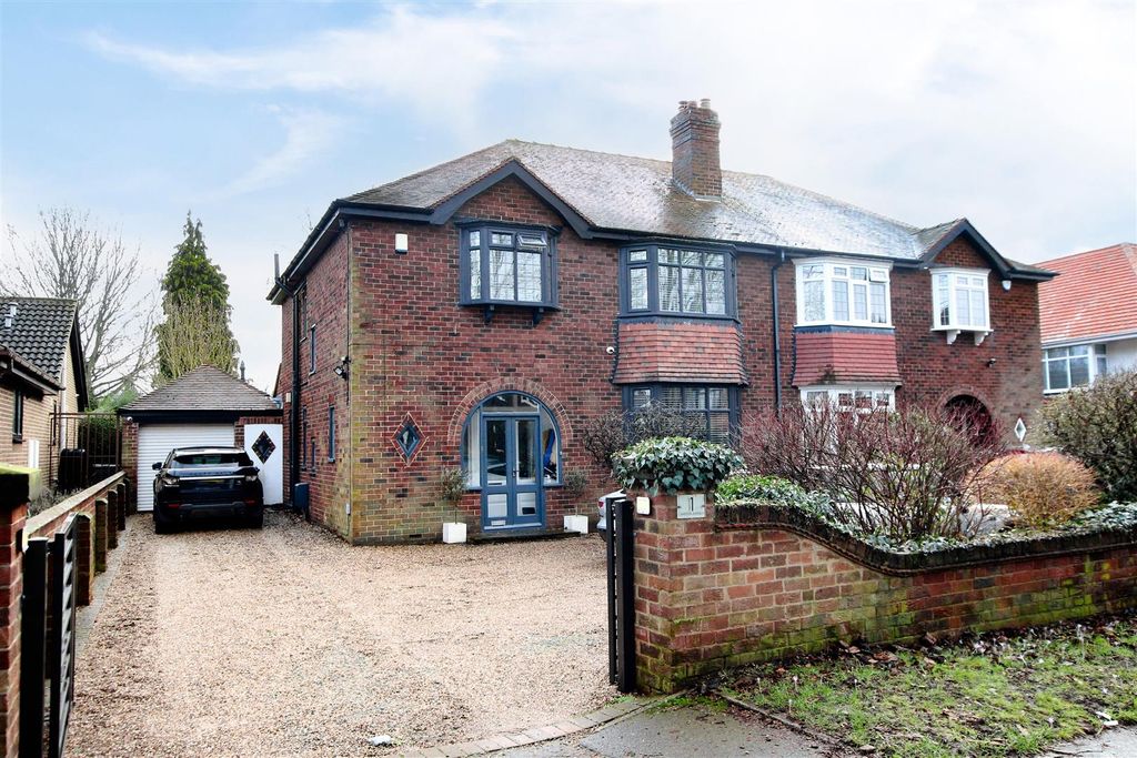 Property photo 1 of 35 Front