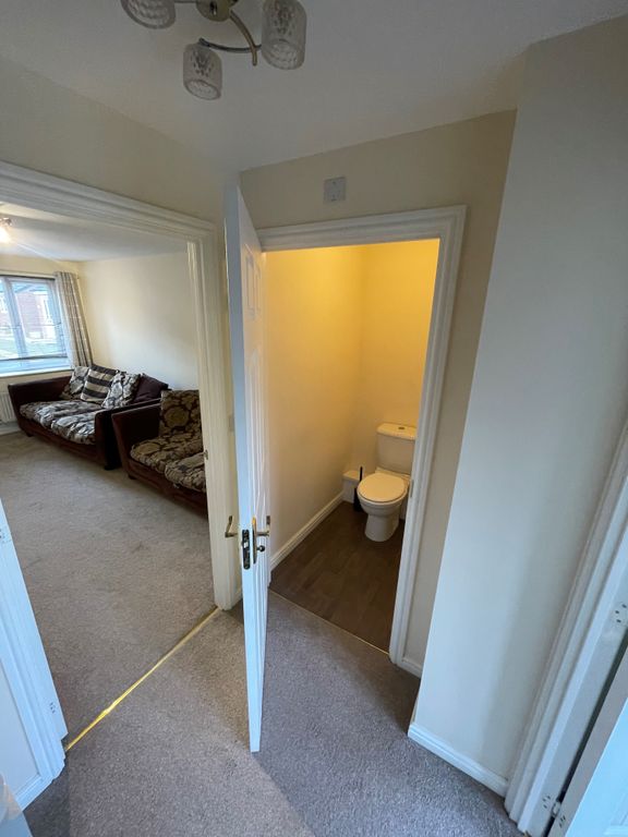 Property photo 3 of 13
