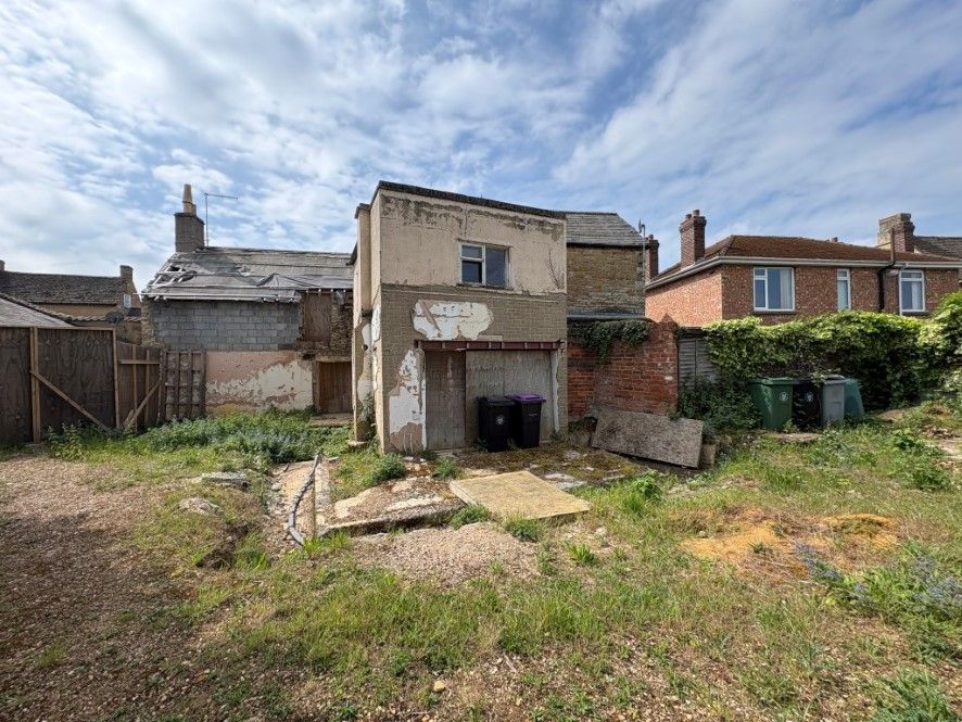 Property photo 2 of 5
