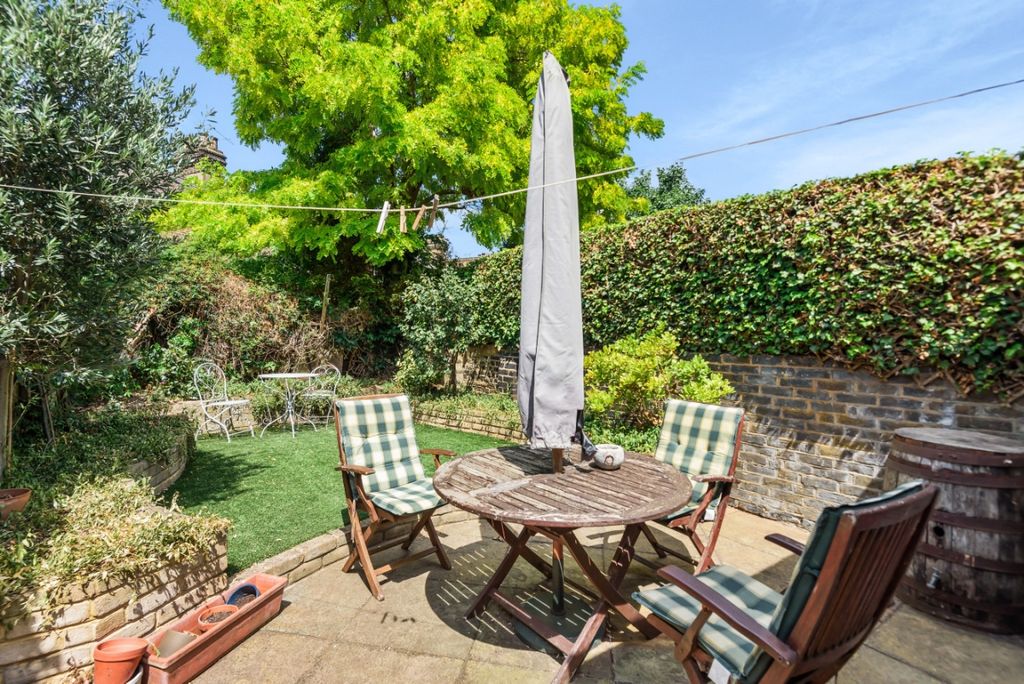 Property photo 2 of 15 875133 (9)