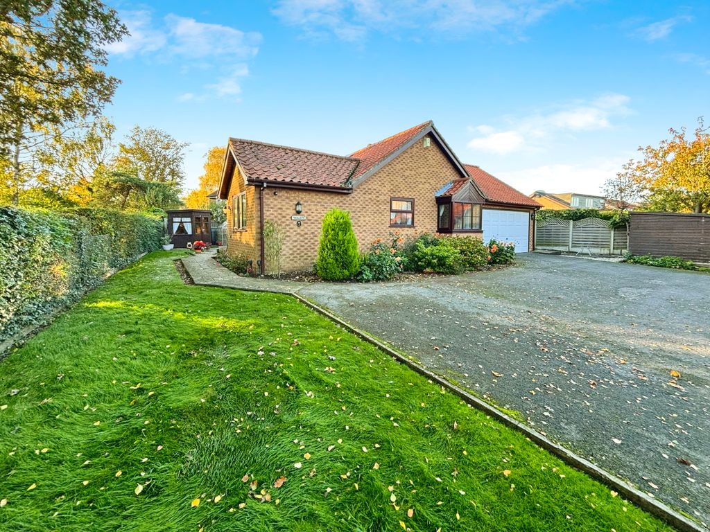 Property photo 1 of 18 D4505Dcb-Img_4702