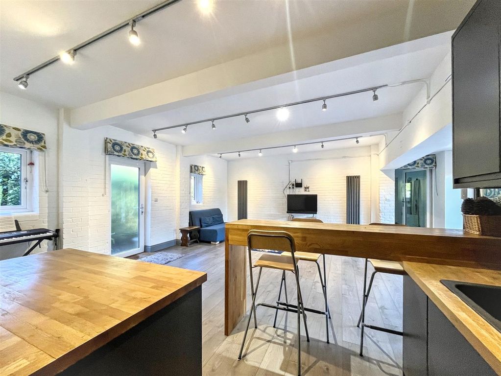 Property photo 3 of 21 Img_9371.Jpg