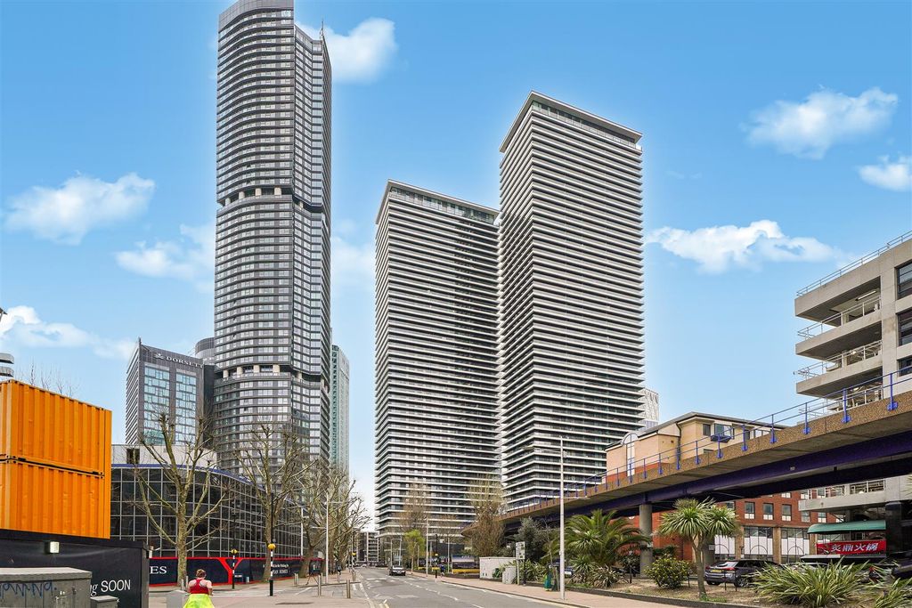 Property photo 3 of 15 Flat 2505, Hobart Building - Cu4Tg4Jpkp2239Ffy60U.