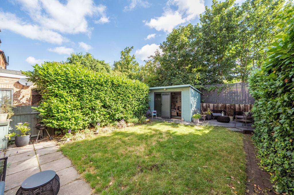 Property photo 2 of 24 1317398-18-685E5c...