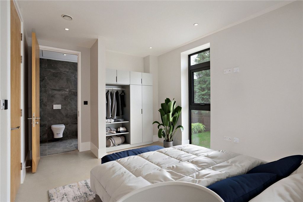 Additional image 8 of 2 bed flat for saleApartment 1, Robin Hill, Clifford Road, Ilkley, West Yorkshire LS29