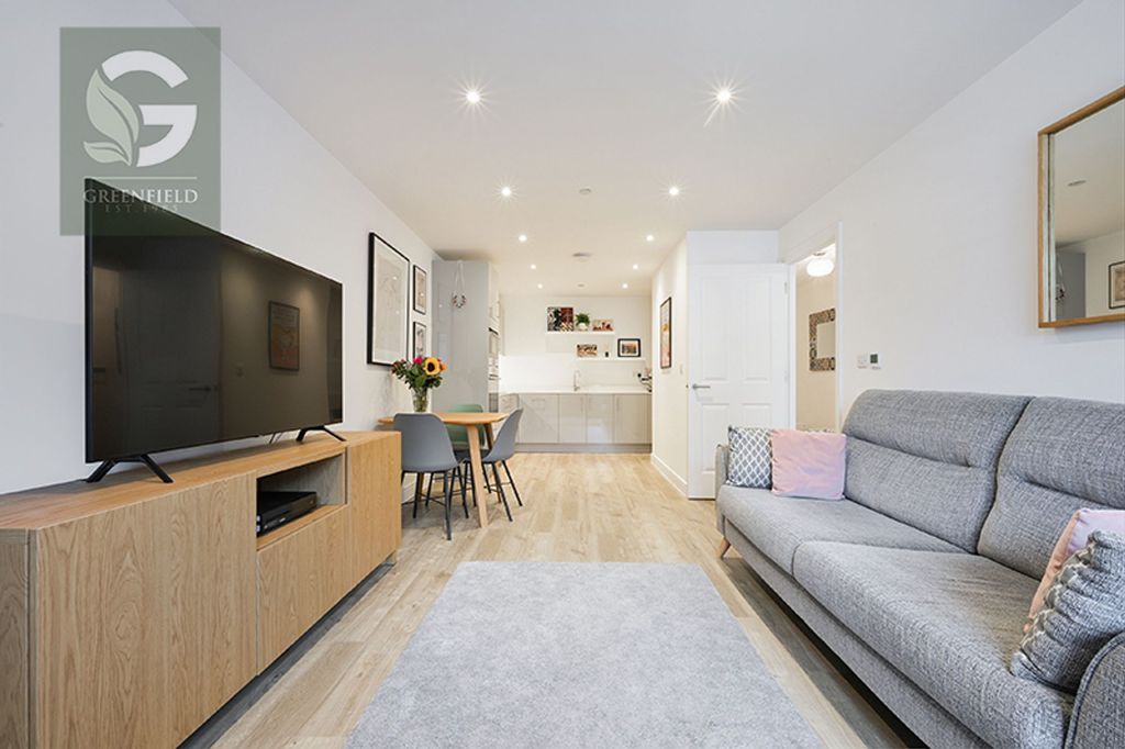 Property photo 2 of 13 Jupiter House, 10 Ceres Crecent, Ewell, Epsom, Surrey, Kt17 1Fh