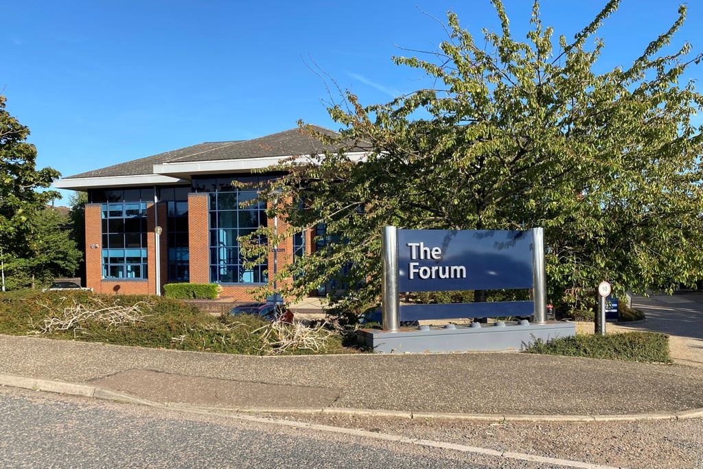 Property photo 2 of 9 The Forum, Ermine Business Park, Huntingdon, Pe29 6Xu