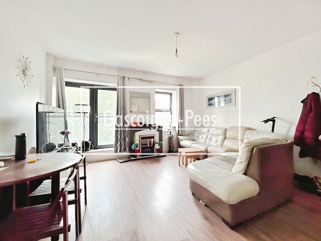 Property photo 3 of 4