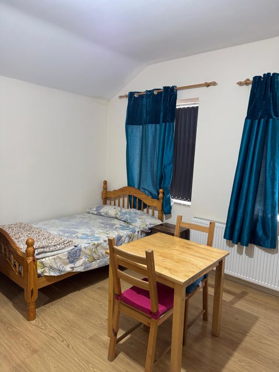 Property photo 2 of 5