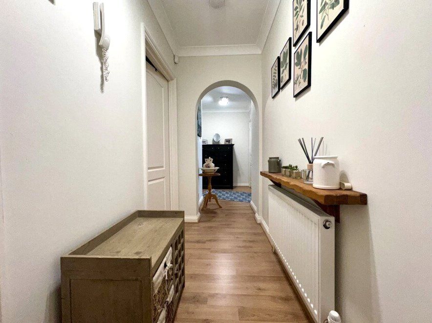 Property photo 2 of 18 Picture No. 22