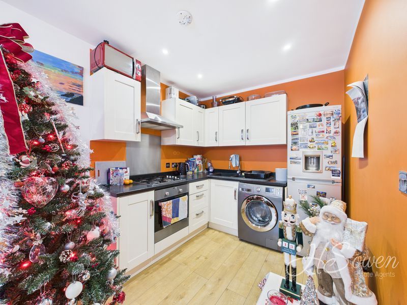 Property photo 2 of 7 Photo 2