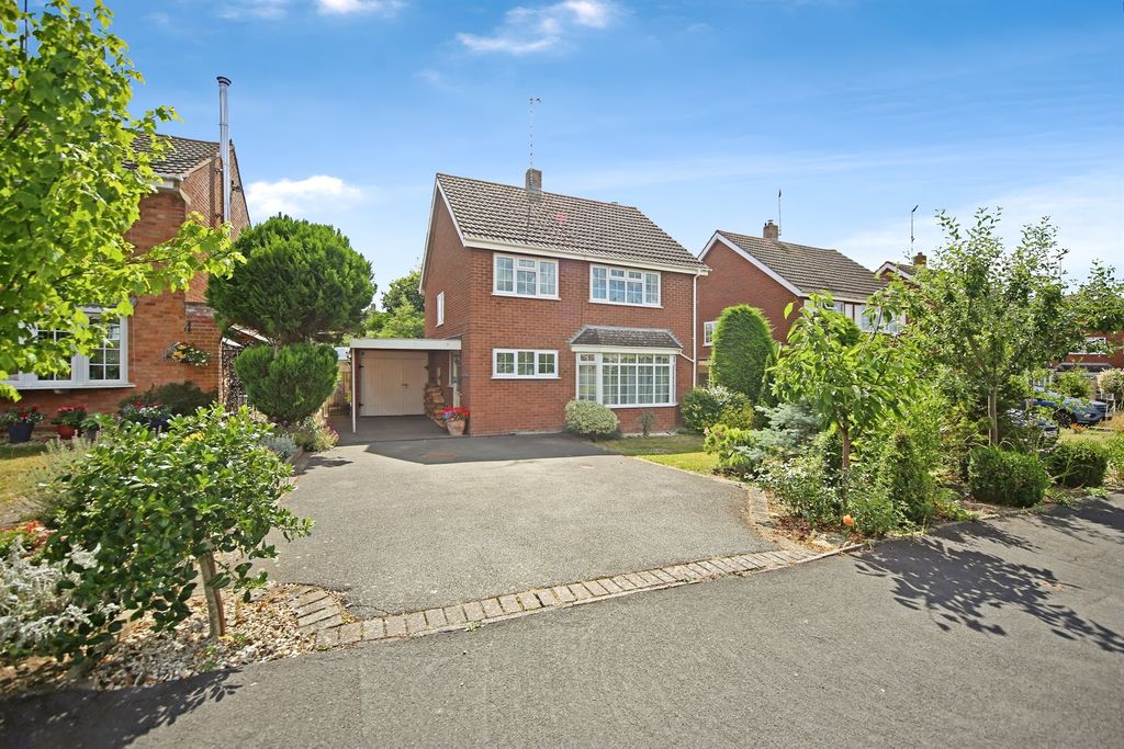 Property photo 1 of 17