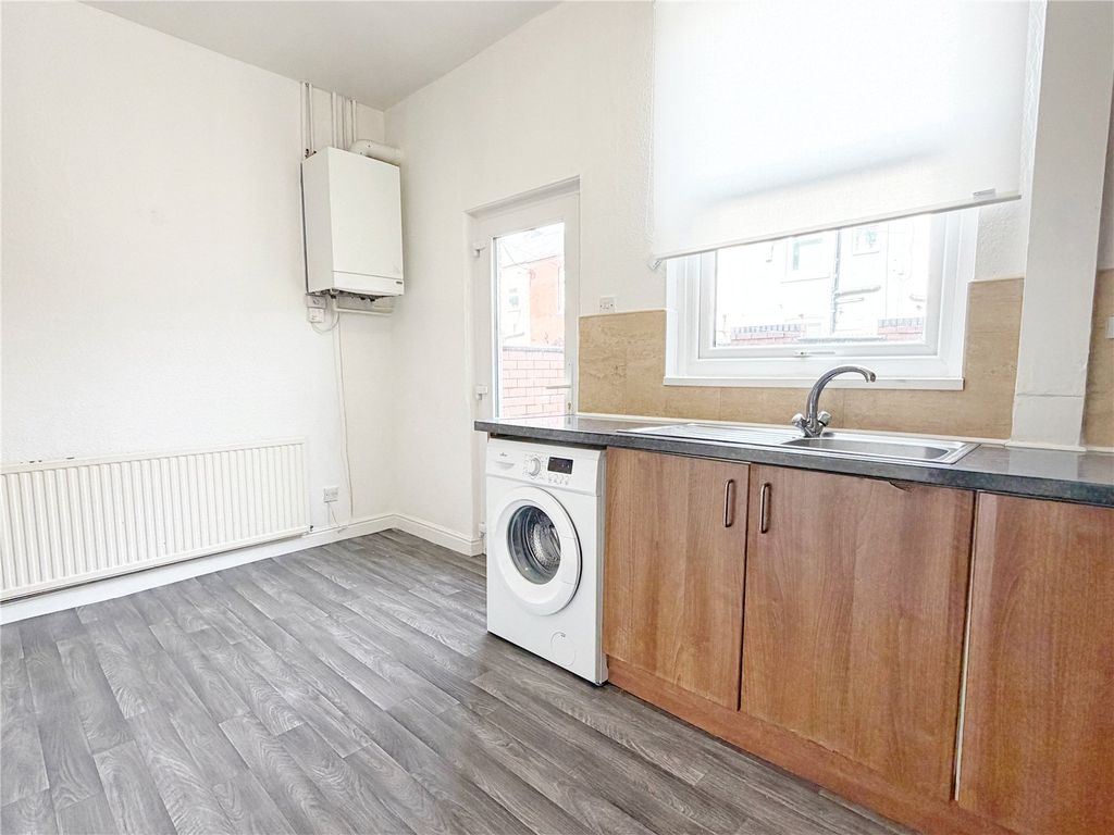 Property photo 3 of 13 Picture No. 20