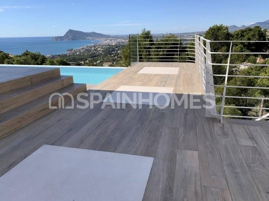 Property photo 2 of 22