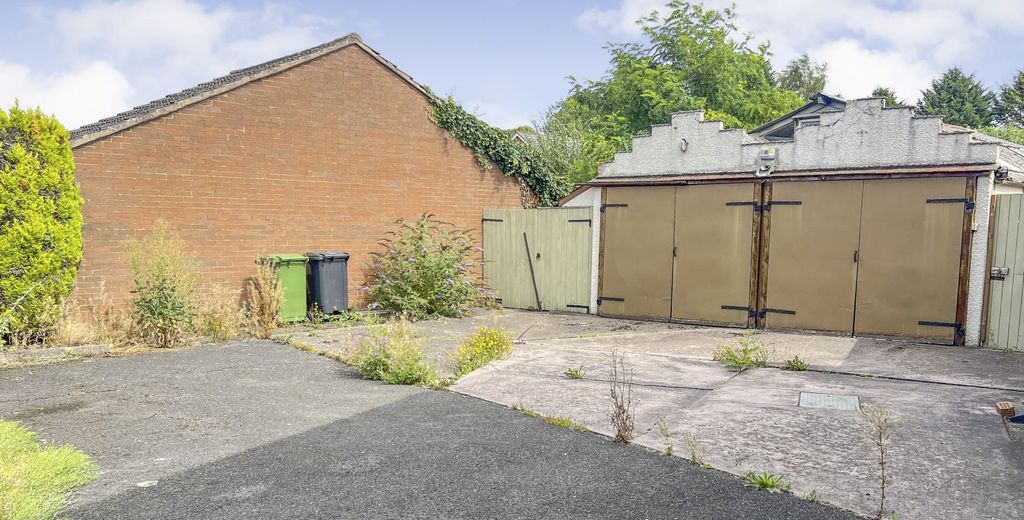 Property photo 1 of 4