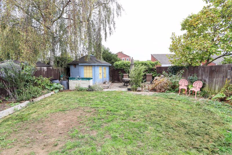 Property photo 3 of 25 Garden