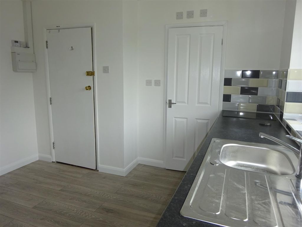 Property photo 2 of 5 Dsc07108.Jpg