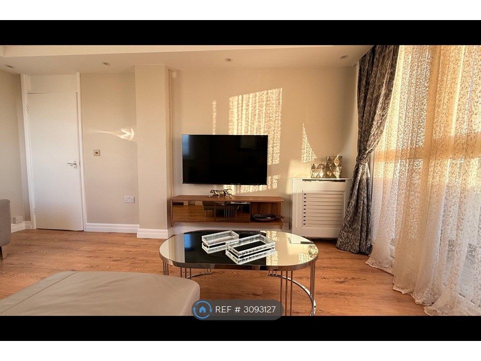 Property photo 3 of 25