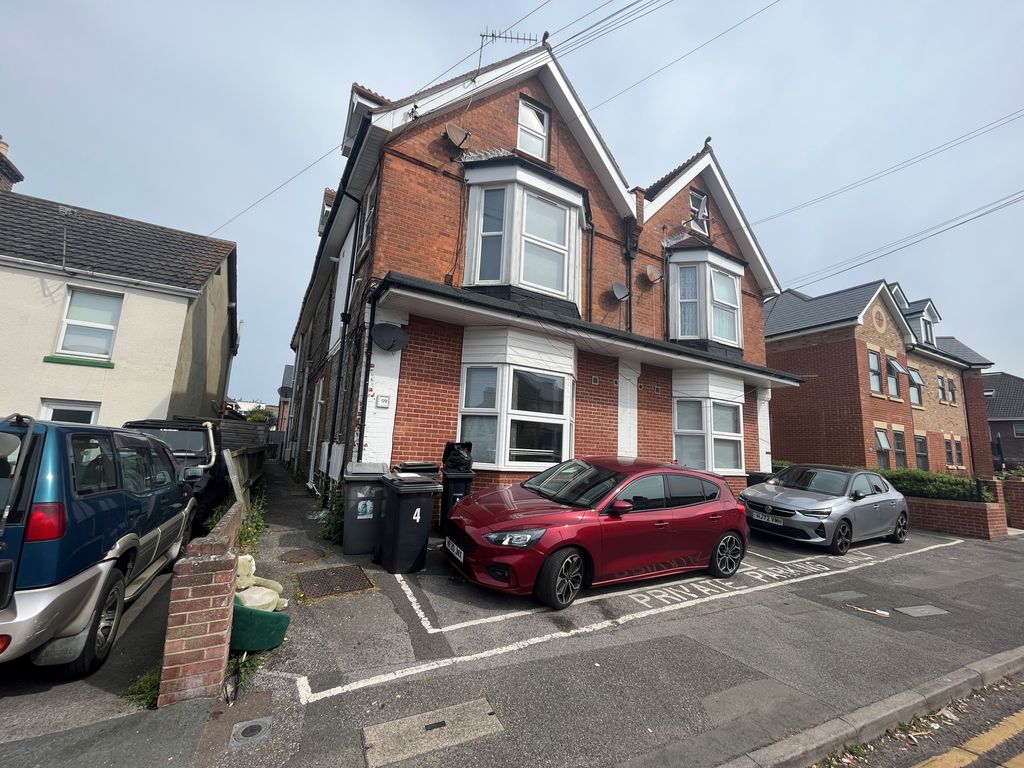 Property photo 1 of 6 1 Bed Flat To Rent Windham Road, Bournemouth Bh1