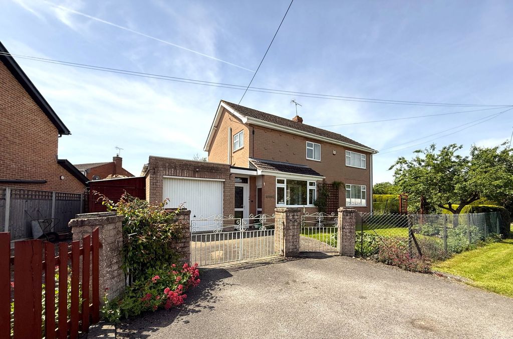 Property photo 1 of 23