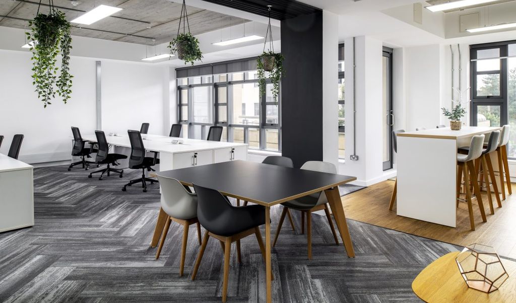 Property photo 2 of 13 Office