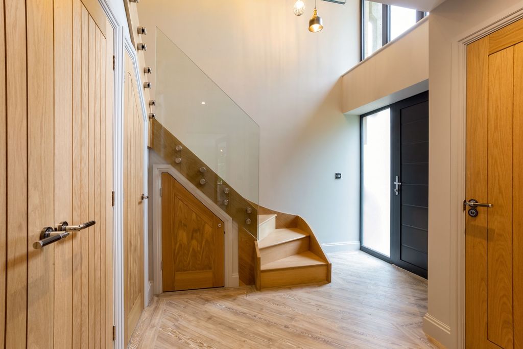 Property photo 3 of 12 The Mead 299524 (51)