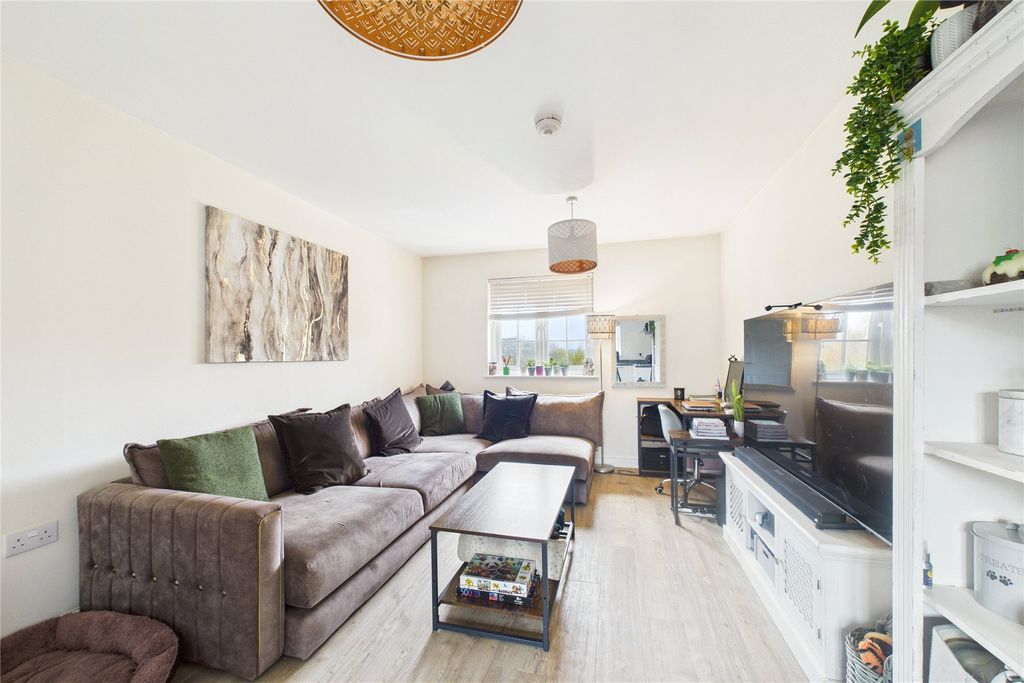 Property photo 2 of 6 Picture No. 01