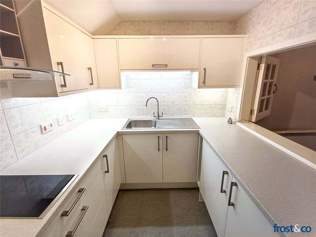 Property photo 3 of 14 Kitchen