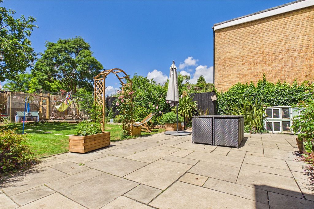 Property photo 3 of 21 Rear Garden