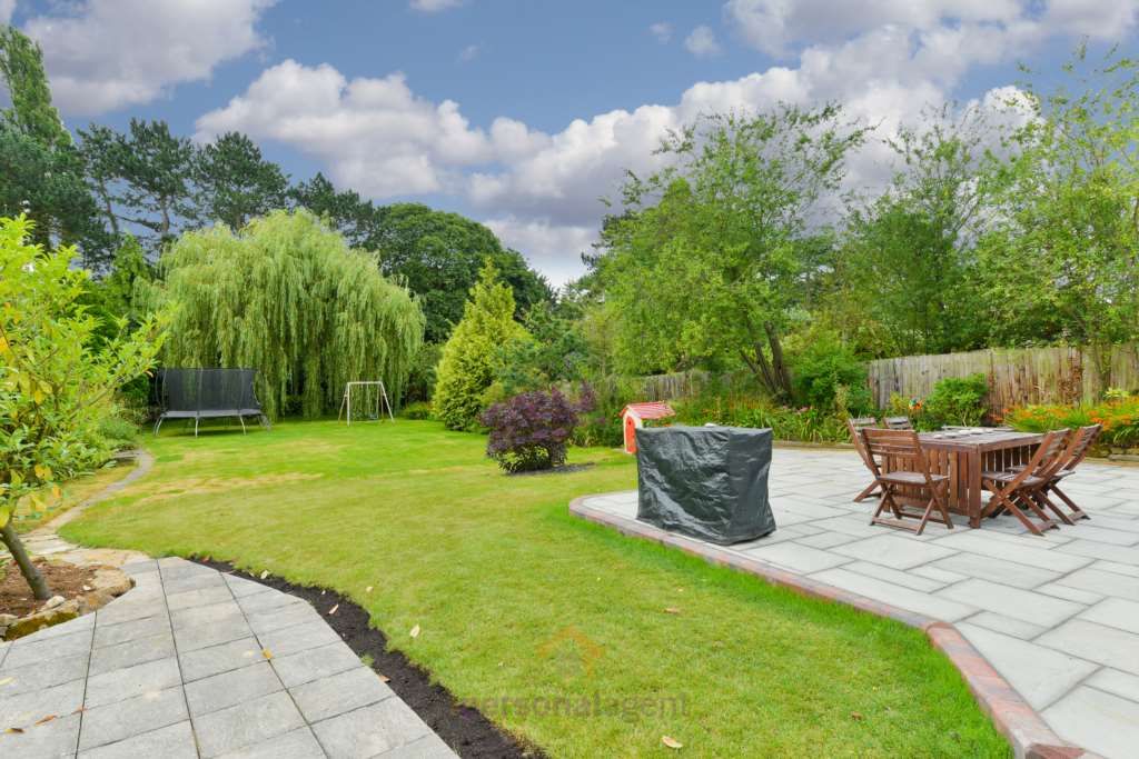 Property photo 3 of 18