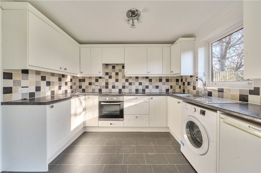 Property photo 3 of 12 Picture No. 10