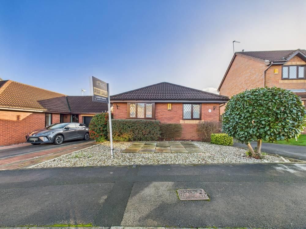 Property photo 1 of 11 Front (Exterior)