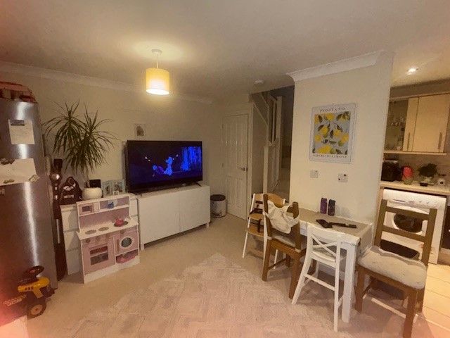 Property photo 3 of 12 Image