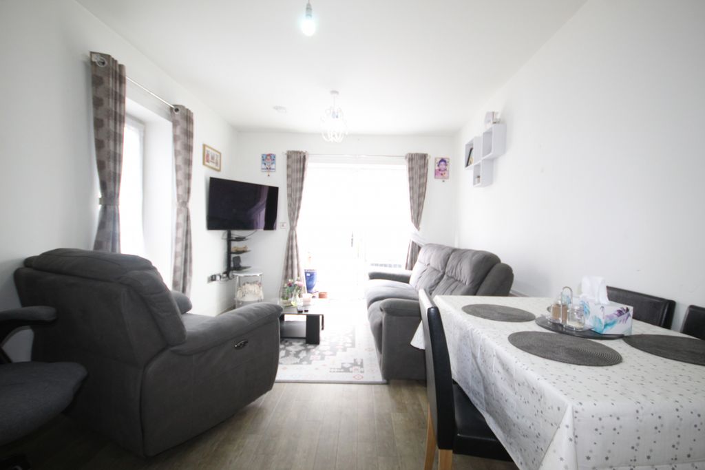 Property photo 2 of 10 Gallery