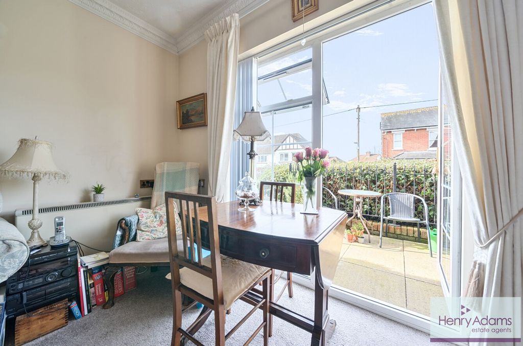 Additional image 6 of 1 bed flat for saleKing George Avenue, Petersfield GU32